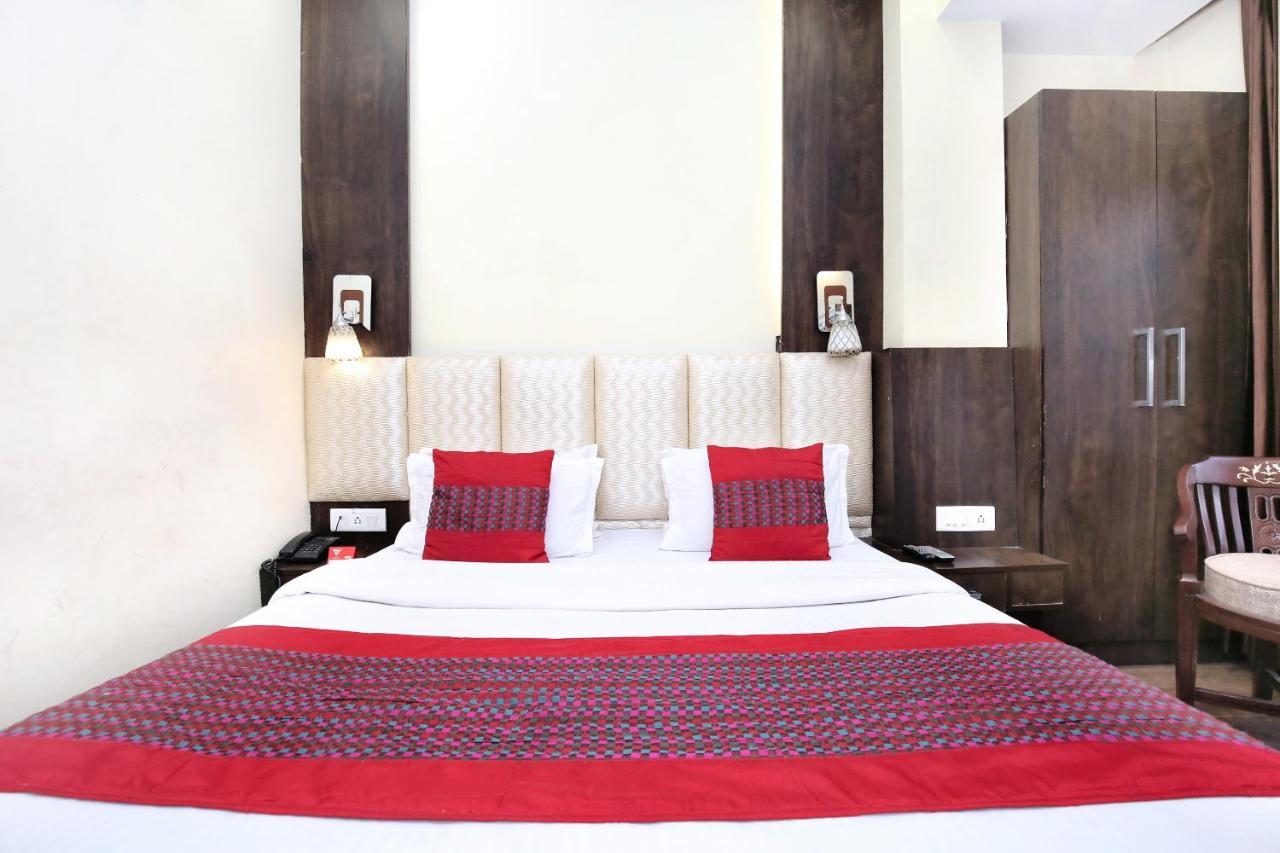 Oyo 7447 Grand Park Amritsar Exterior foto