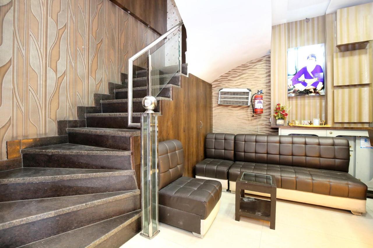 Oyo 7447 Grand Park Amritsar Exterior foto