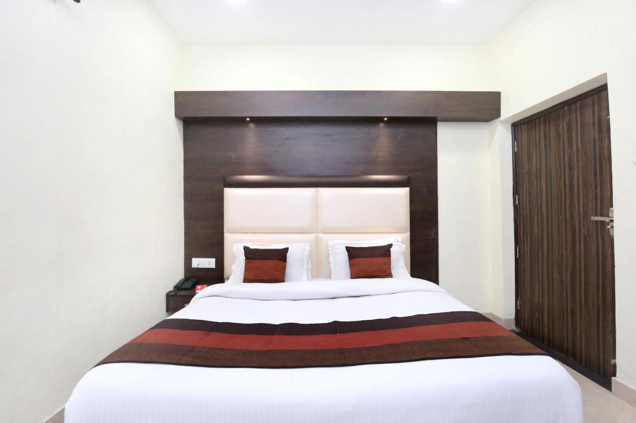 Oyo 7447 Grand Park Amritsar Exterior foto